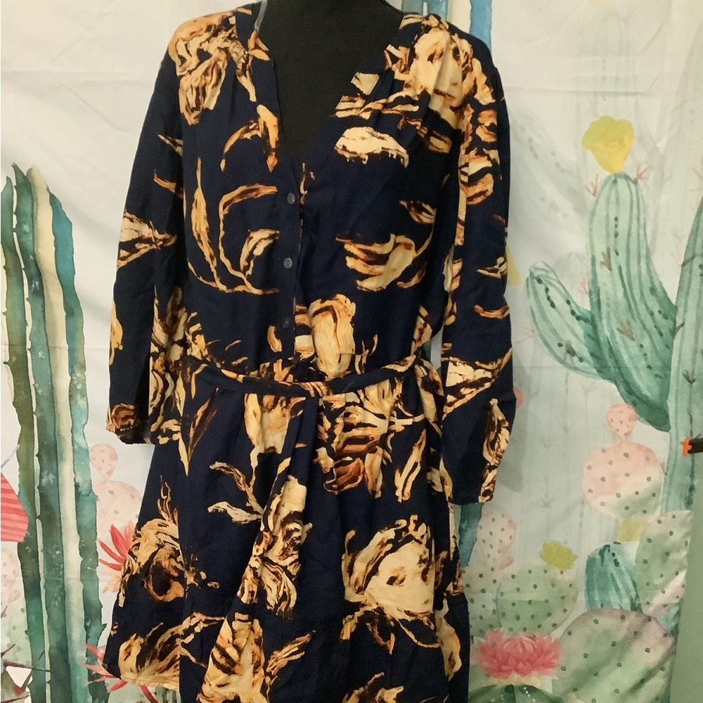 NEW Women’s 22 XXXL Navy Floral Tiered Dress Long Sleeve NWT